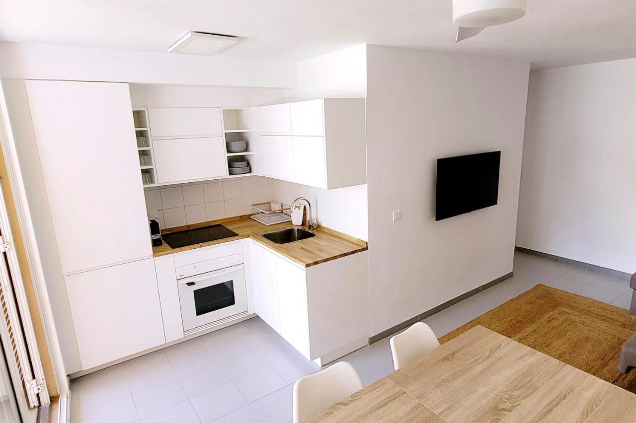 Precioso Apartamento Reformado En 1Ra Linea De Mar Sin Vistas Калелья-де-Палафружель Екстер'єр фото